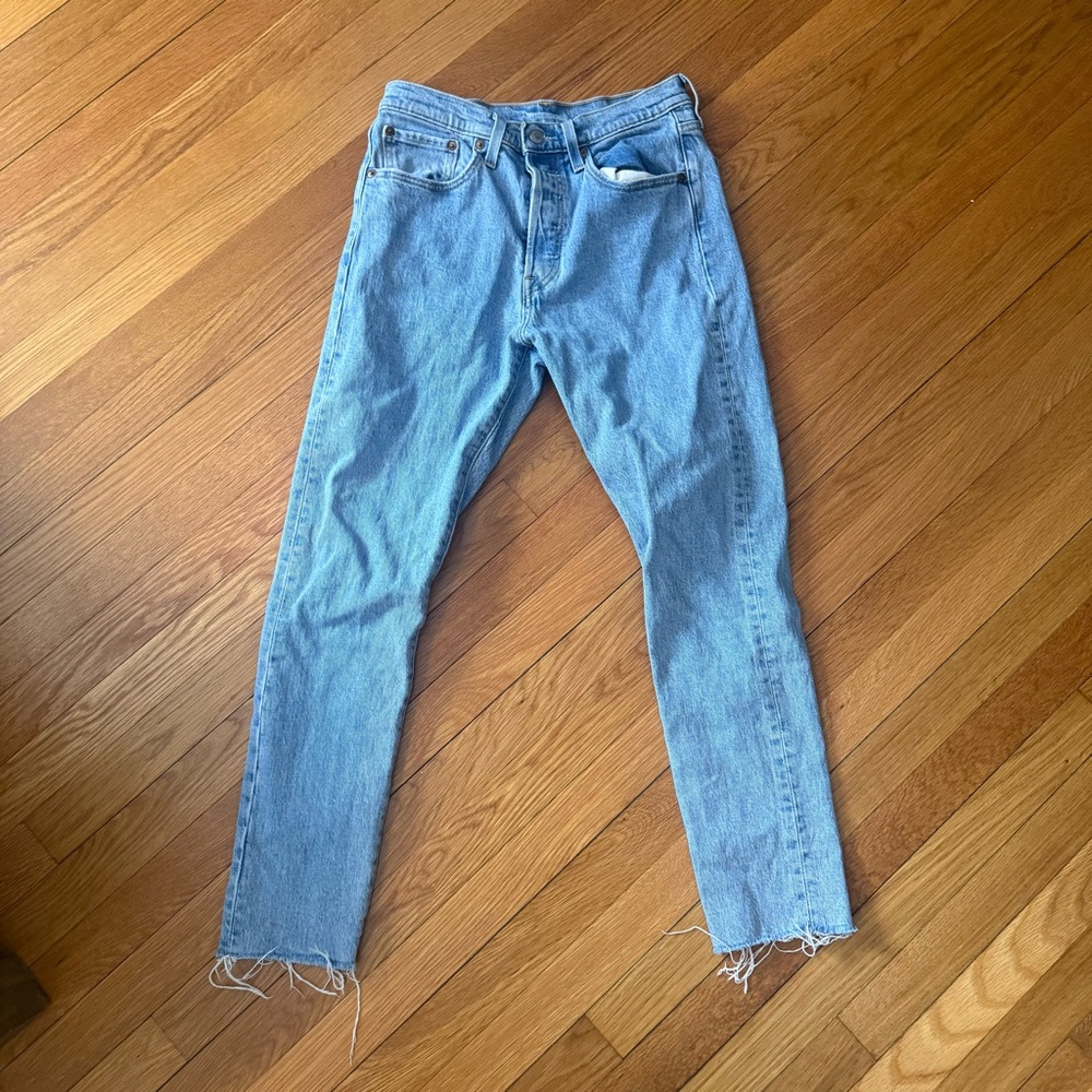 Levi’s Light Wash 501 Skinny Jeans